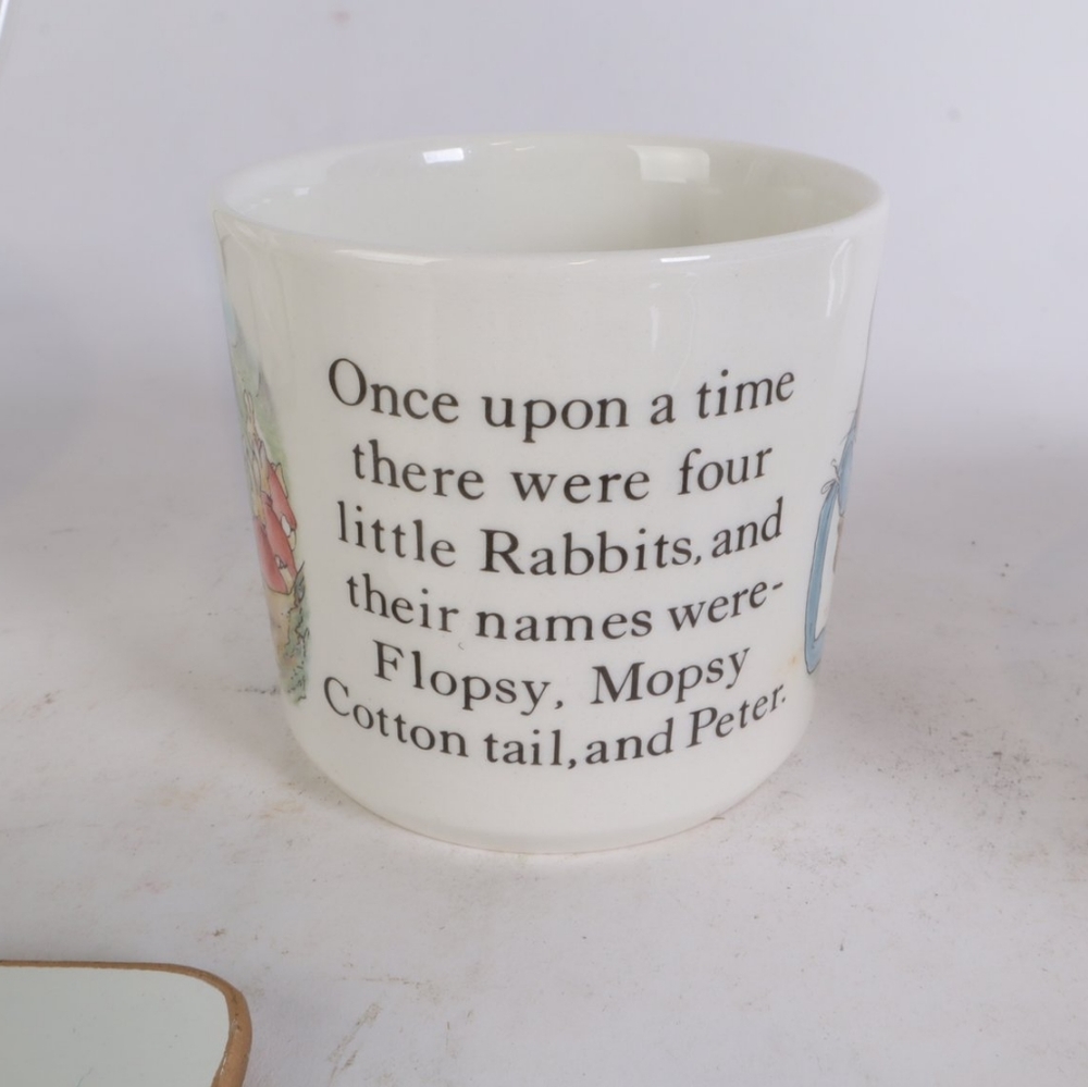 Peter Rabbit Bowl, Plate, and Mug set - Picture 4 of 7